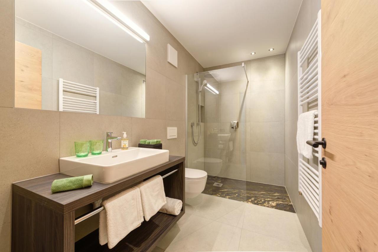 Haus St Anton - Incl Gratis Premium Sommerkarte Sankt Anton am Arlberg Exterior photo