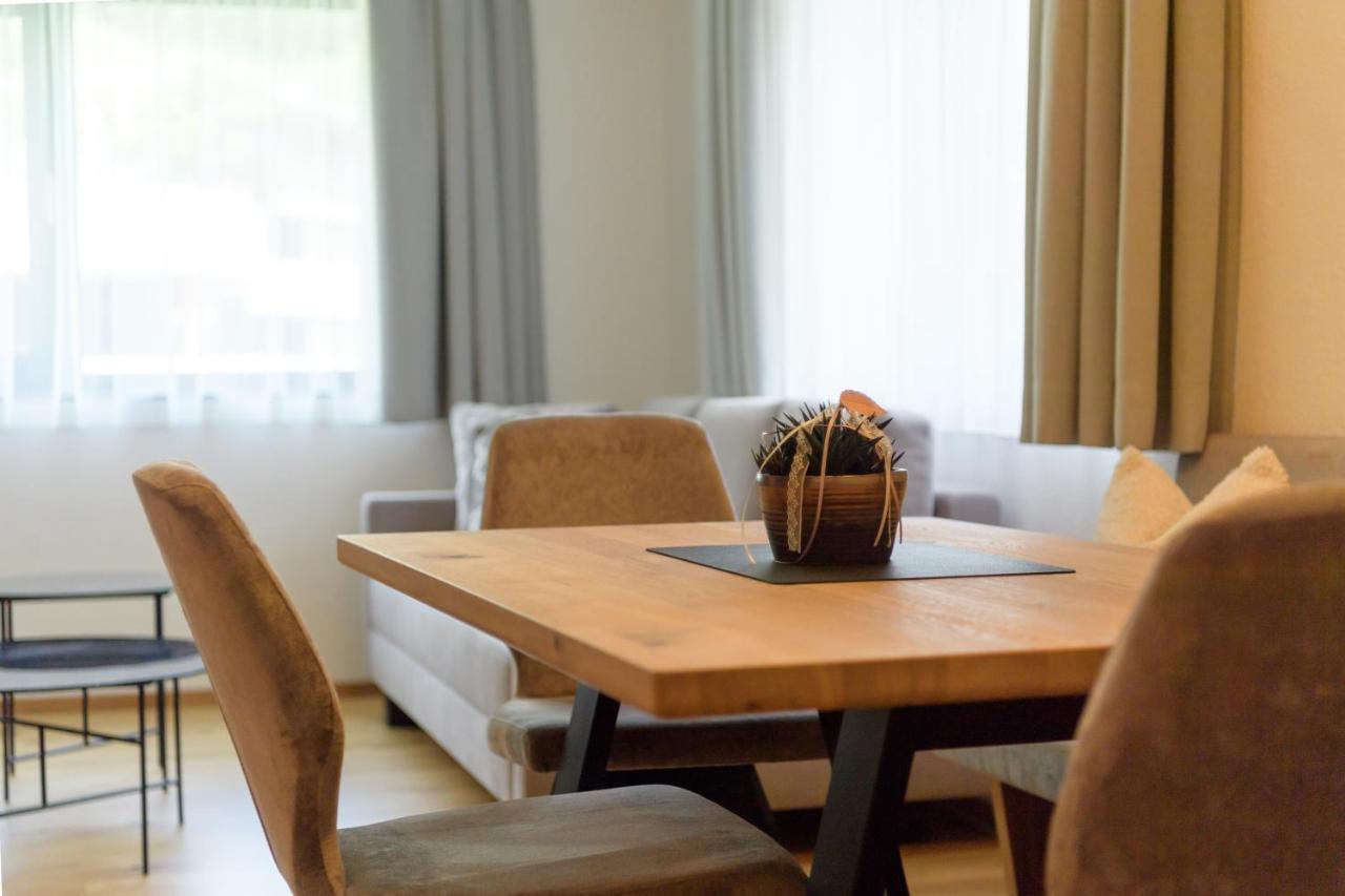 Haus St Anton - Incl Gratis Premium Sommerkarte Sankt Anton am Arlberg Exterior photo