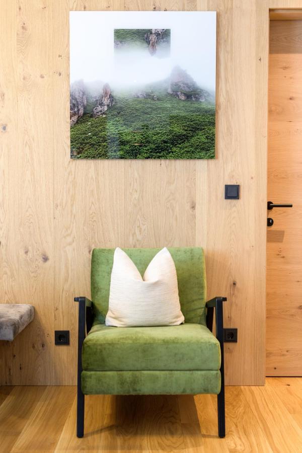 Haus St Anton - Incl Gratis Premium Sommerkarte Sankt Anton am Arlberg Exterior photo